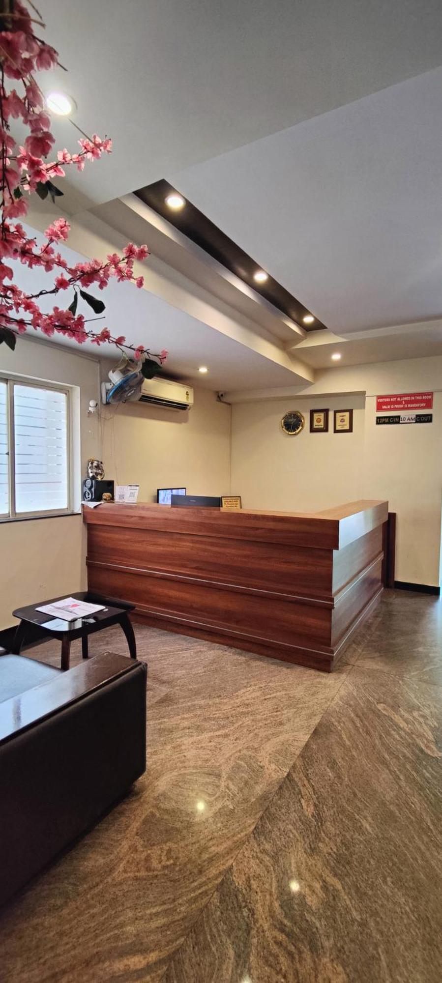 Hotel Krrish Inn - Ameerpet, Haiderabad Buitenkant foto