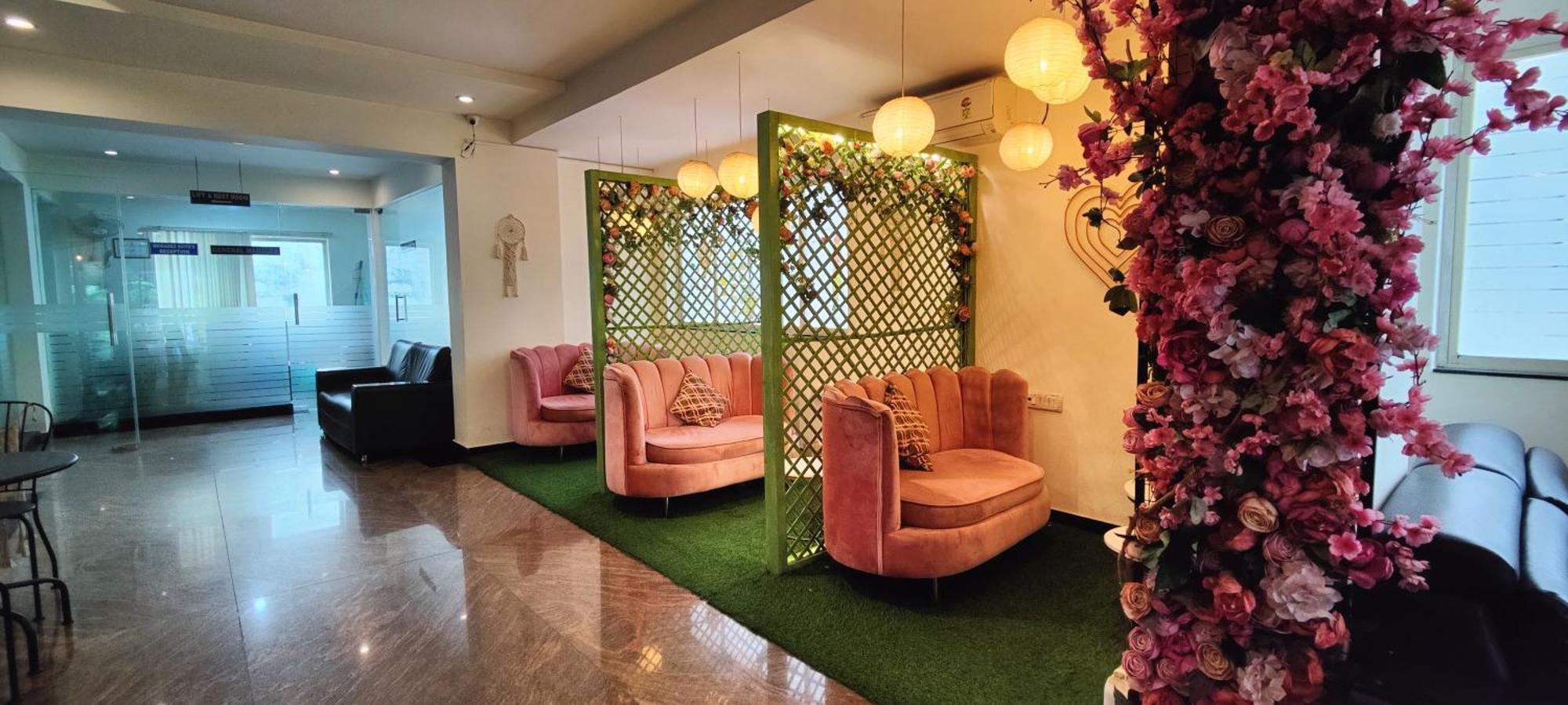 Hotel Krrish Inn - Ameerpet, Haiderabad Buitenkant foto